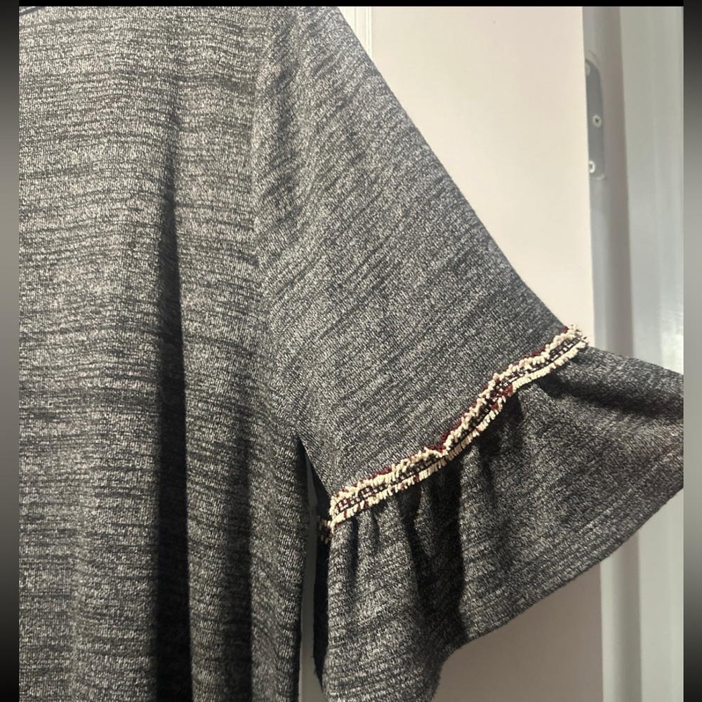 Loft Gray Ruffle Sleeve Top - Picture 2 of 2